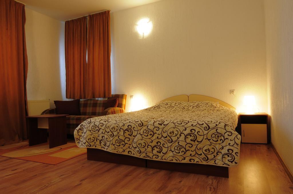 בנסקו Michel Hotel מראה חיצוני תמונה